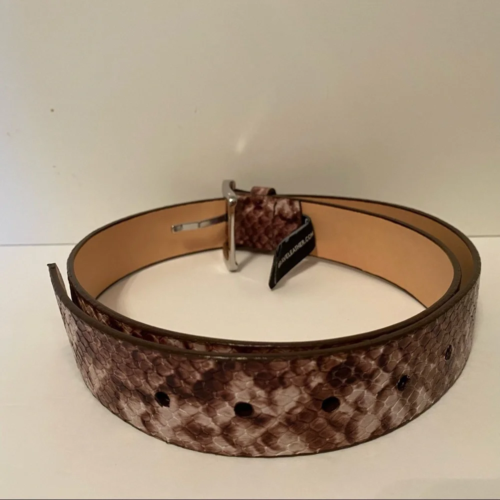 BRAVE LEATHER NEW BELT BROWN CREAM EMBOSSED LEATHER SNAKESKIN LOOK CANADA Size S